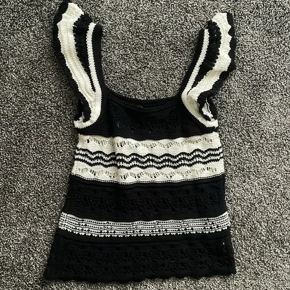 Loft crochet tank - Picture 3 of 3